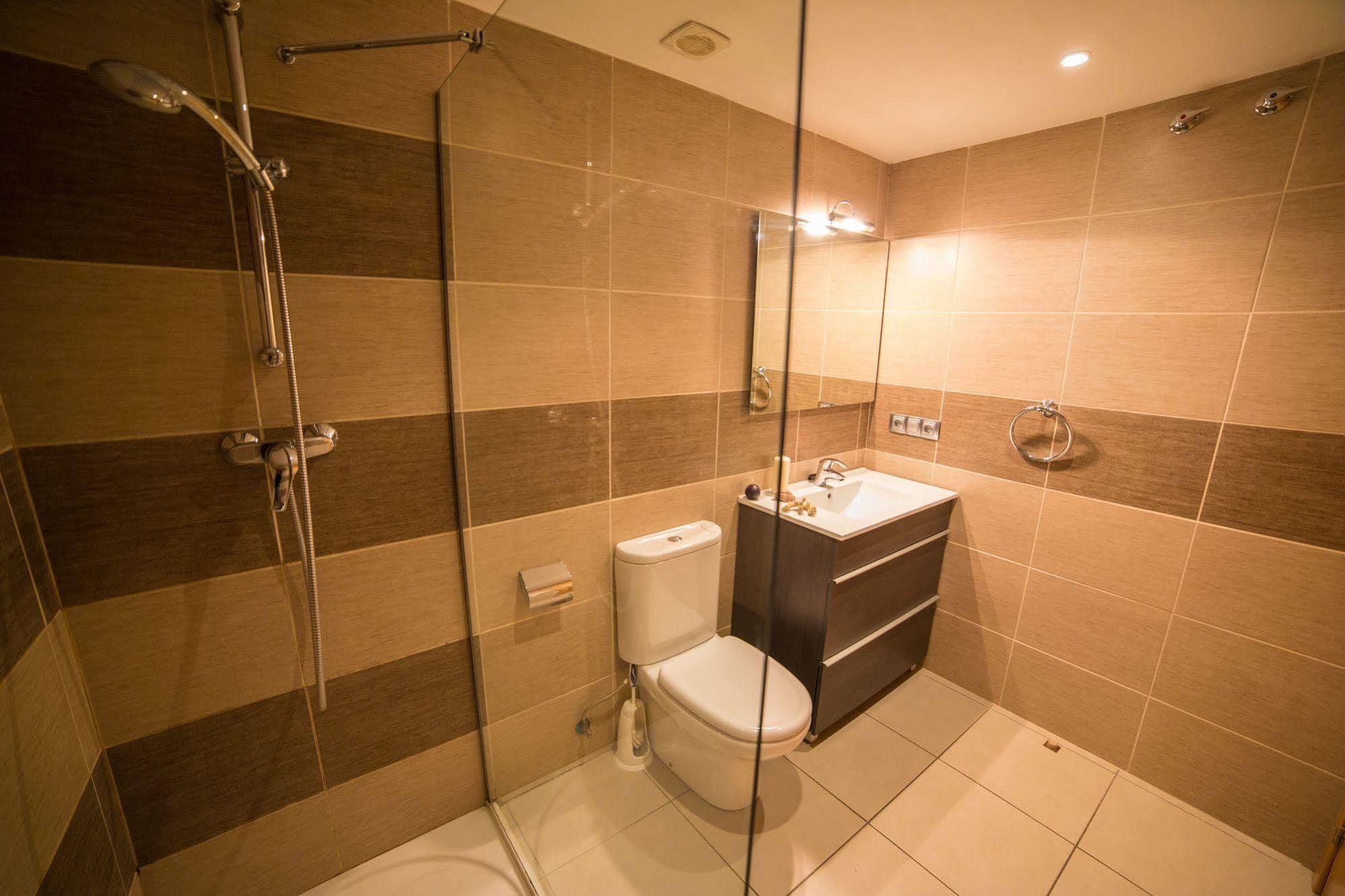 Agi Drugstore Apartments Росес Екстер'єр фото